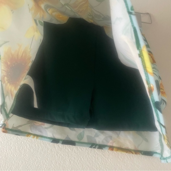 Pickle me pink, Pickleball Skort Skirt Sunflowers - Picture 3 of 5